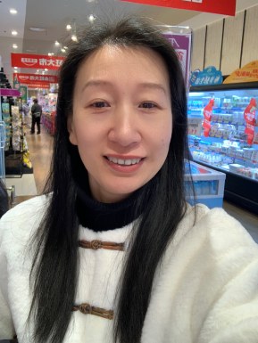 <span>Samantha, 46</span> <span style='width: 25px; height: 16px; float: right; background-image: url(/bitmaps/flags_small/CN.PNG)'> </span><br><span>Yantai, Китай</span> <input type='button' class='joinbtn' style='float: right' value='JOIN NOW' />