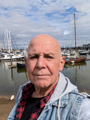 <span>Bob, 72</span> <span style='width: 25px; height: 16px; float: right; background-image: url(/bitmaps/flags_small/UK.PNG)'> </span><br><span>Abingdon, United Kingdom</span> <input type='button' class='joinbtn' style='float: right' value='JOIN NOW' />